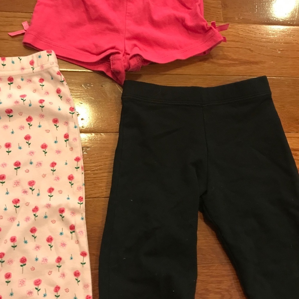 6/$20 - 6/9 month shorts and capris - Picture 3 of 3